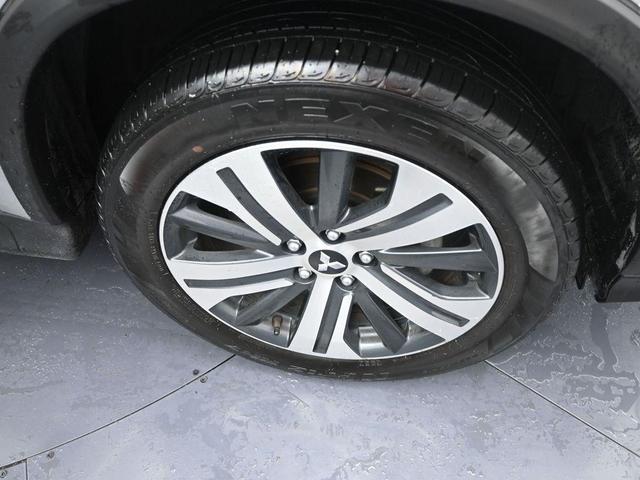 Photo of 2024 Alloy Silver Metallic Mitsubishi Outlander Sport