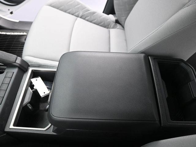 Photo of 2025 Ice Cap Toyota Tacoma