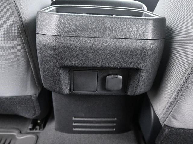 Photo of 2025 Ice Cap Toyota Tacoma