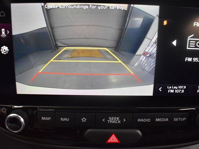 Photo of 2023 Snow White Pearl Kia Soul