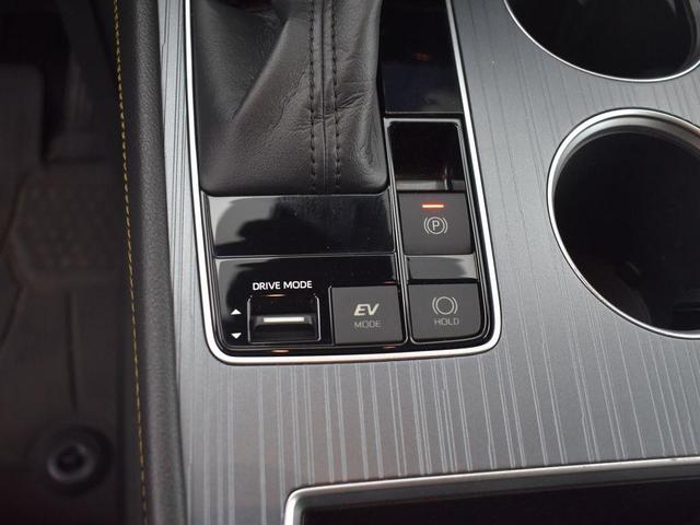 Photo of 2022 Midnight Black Metallic Toyota Sienna