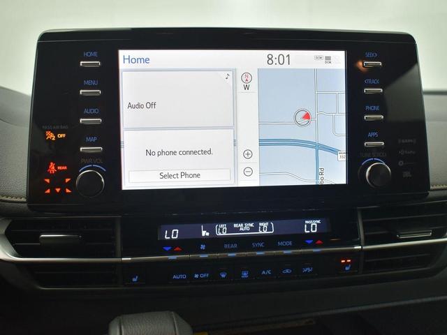 Photo of 2022 Midnight Black Metallic Toyota Sienna