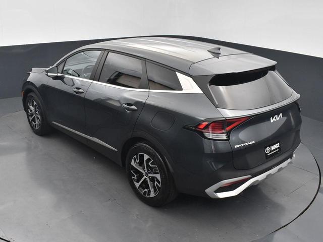Photo of 2024 Gravity Gray Kia Sportage