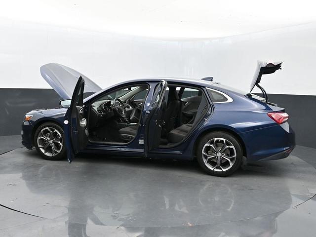Photo of 2022 Northsky Blue Metallic Chevrolet Malibu