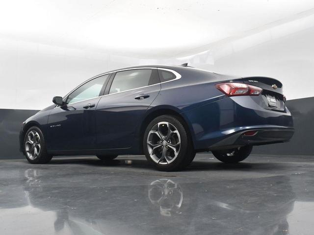 Photo of 2022 Northsky Blue Metallic Chevrolet Malibu