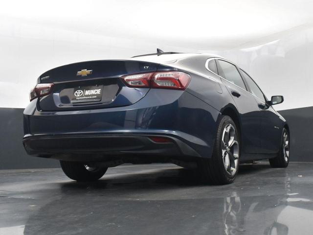 Photo of 2022 Northsky Blue Metallic Chevrolet Malibu