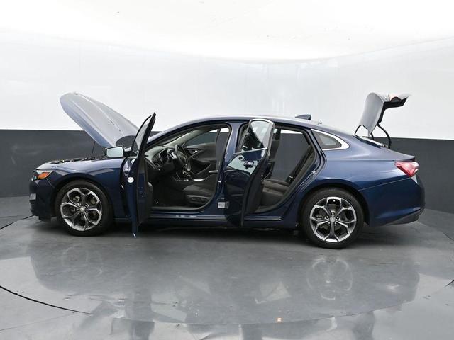 Photo of 2022 Northsky Blue Metallic Chevrolet Malibu