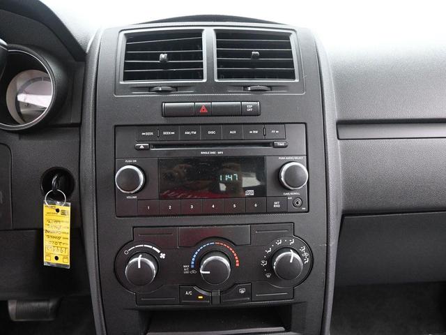 Photo of 2010 Stone White Clearcoat Dodge Charger