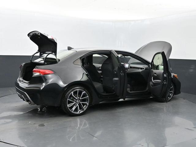 Photo of 2020 Black Sand Pearl Toyota Corolla