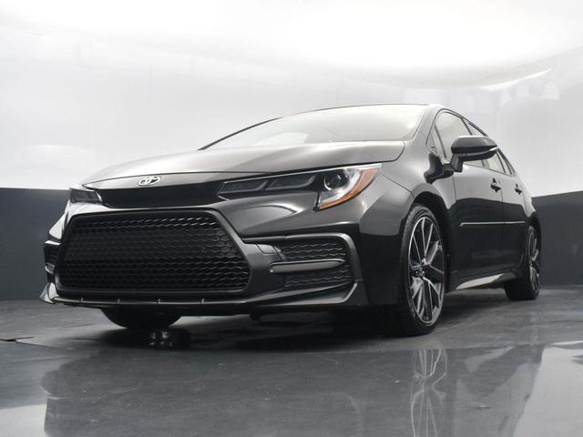 Photo of 2020 Black Sand Pearl Toyota Corolla