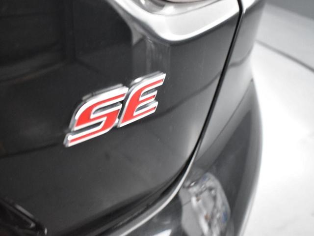 Photo of 2020 Black Sand Pearl Toyota Corolla