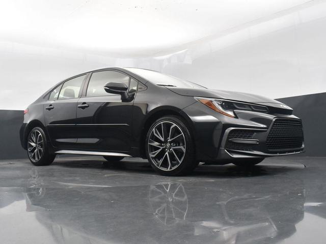 Photo of 2020 Black Sand Pearl Toyota Corolla