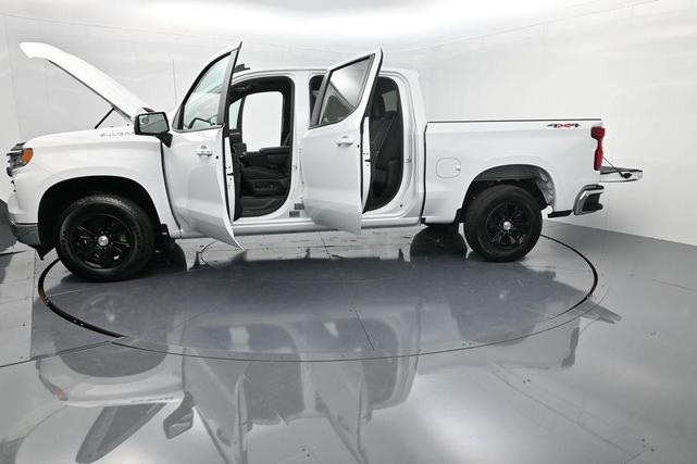 Photo of 2025 Summit White Chevrolet Silverado 1500