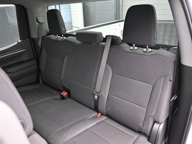 Photo of 2025 Summit White Chevrolet Silverado 1500