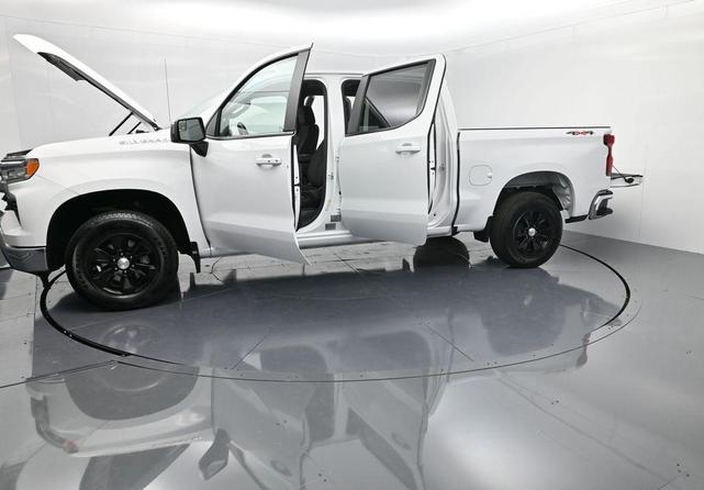 Photo of 2025 Summit White Chevrolet Silverado 1500