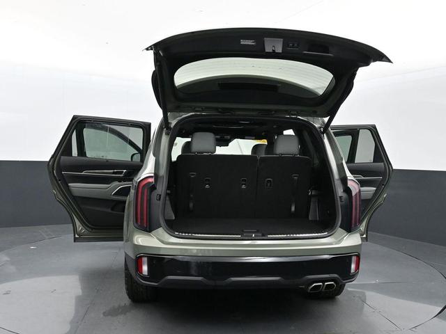 Photo of 2024 Jungle Green Kia Telluride