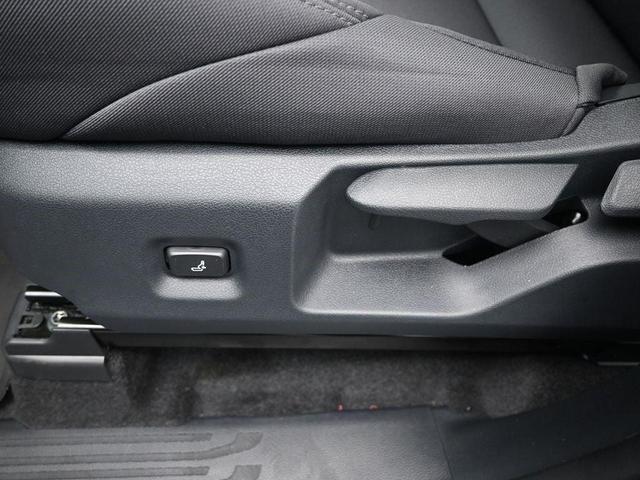 Photo of 2025 Ice Cap Toyota Tacoma