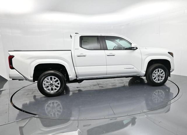 Photo of 2025 Ice Cap Toyota Tacoma