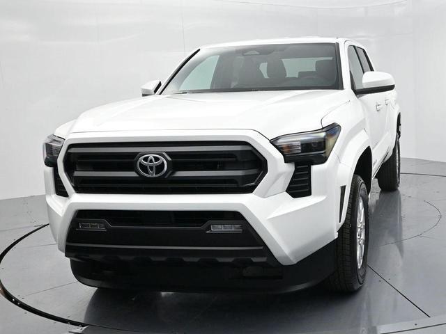 Photo of 2025 Ice Cap Toyota Tacoma