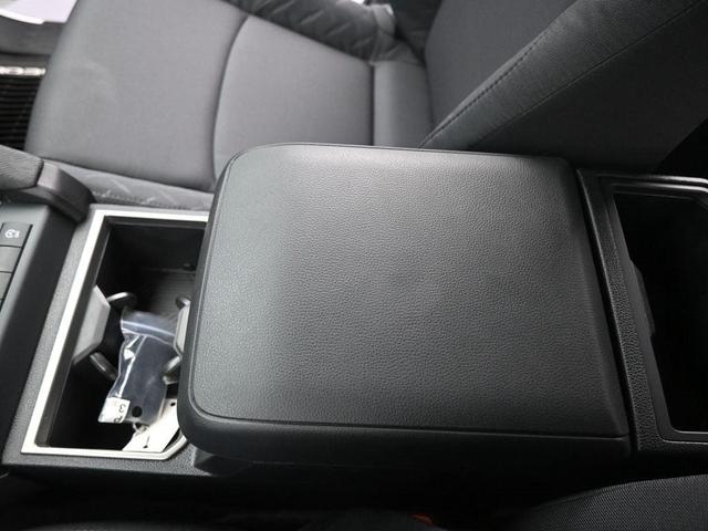 Photo of 2025 Ice Cap Toyota Tacoma