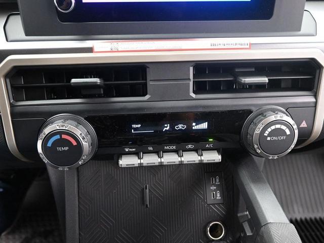 Photo of 2025 Ice Cap Toyota Tacoma