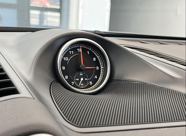 Photo of 2014 Meteor Gray Metallic Porsche Cayenne