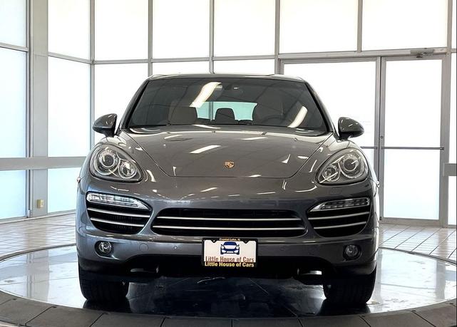 Photo of 2014 Meteor Gray Metallic Porsche Cayenne