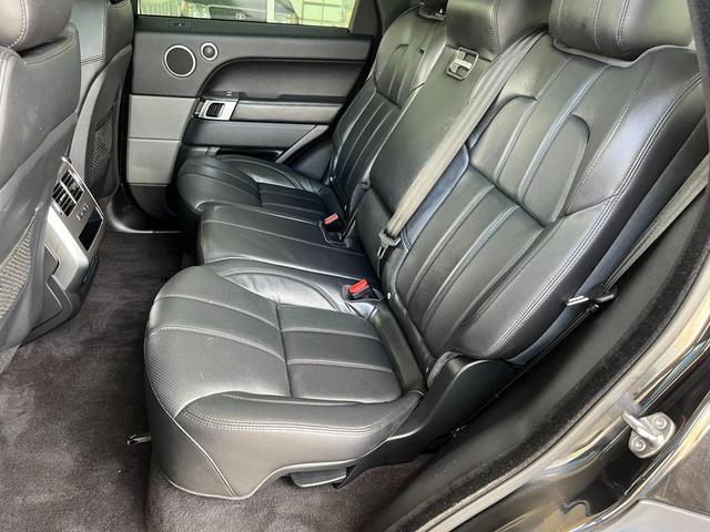 Photo of 2017 Santorini Black Land Rover Range Rover Sport