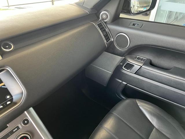 Photo of 2017 Santorini Black Land Rover Range Rover Sport