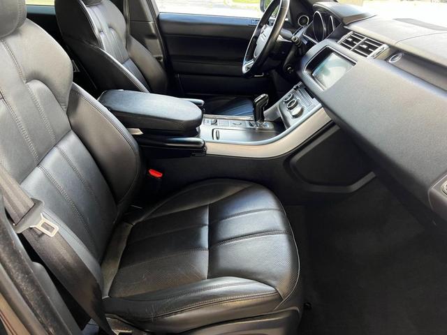 Photo of 2017 Santorini Black Land Rover Range Rover Sport