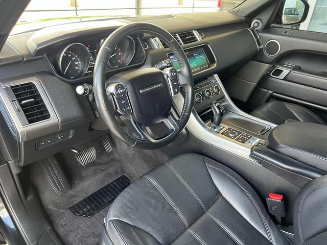 Photo of 2017 Santorini Black Land Rover Range Rover Sport