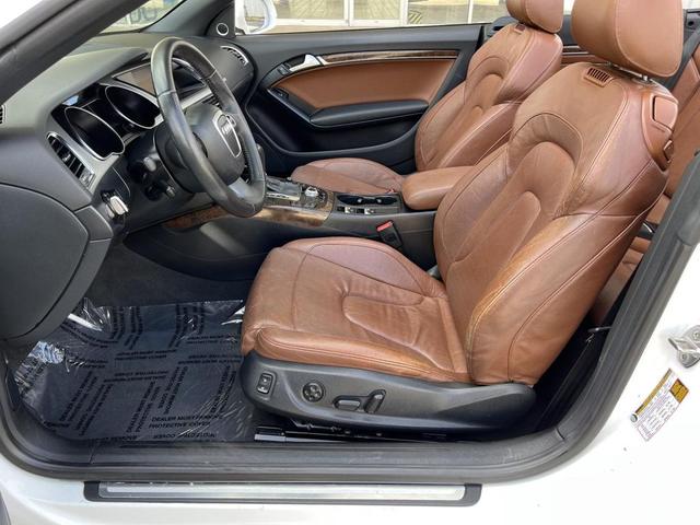 Photo of 2011 Ibis White/Black Roof Audi A5