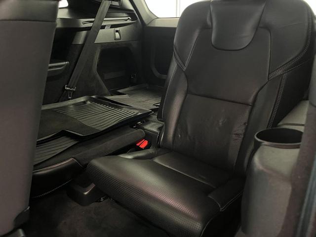 Photo of 2017 Onyx Black Metallic Volvo XC90