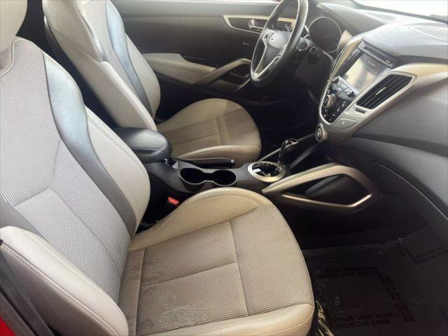 Photo of 2013 Boston Red Hyundai Veloster