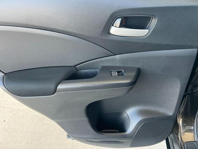 Photo of 2014 Kona Coffee Metallic Honda CR-V