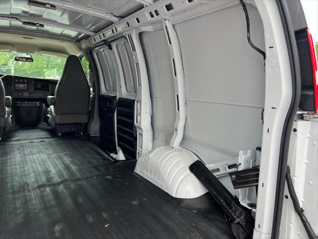 Photo of 2019 Summit White GMC Savana 2500