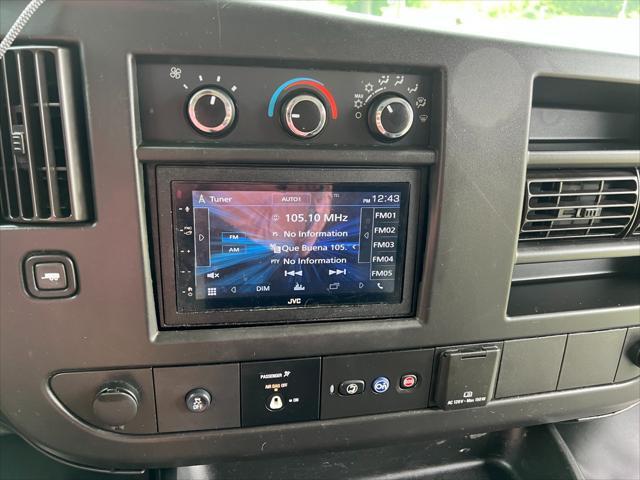 Photo of 2019 Summit White GMC Savana 2500