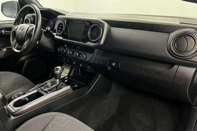 Photo of 2016 Magnetic Gray Metallic Toyota Tacoma