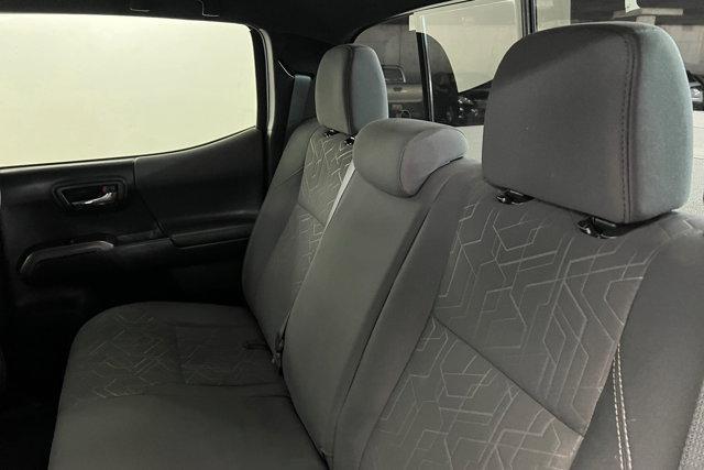 Photo of 2016 Magnetic Gray Metallic Toyota Tacoma