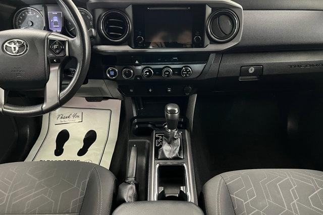 Photo of 2016 Magnetic Gray Metallic Toyota Tacoma