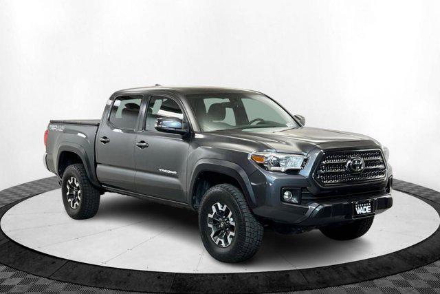 Photo of 2016 Magnetic Gray Metallic Toyota Tacoma
