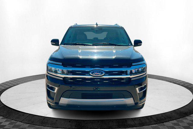 Photo of 2024 AGATE BLACK METALLIC Ford Expedition