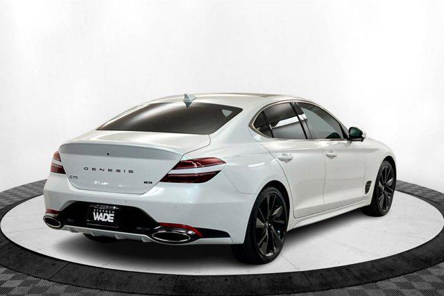 Photo of 2022 Uyuni White Genesis G70