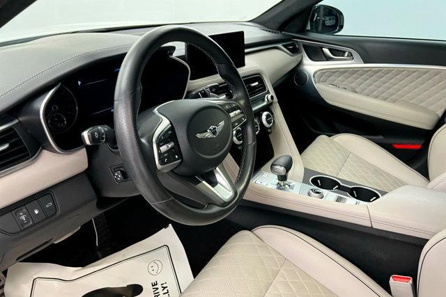 Photo of 2022 Uyuni White Genesis G70
