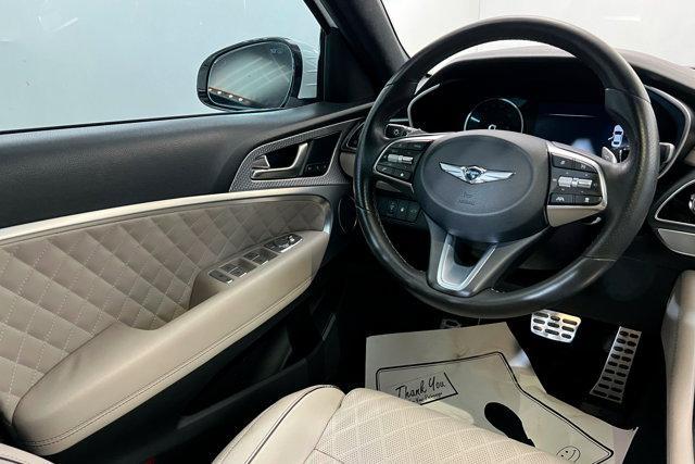 Photo of 2022 Uyuni White Genesis G70