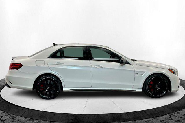 Photo of 2015 White Mercedes-Benz E-Class