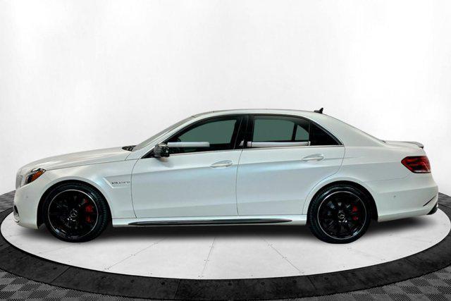 Photo of 2015 White Mercedes-Benz E-Class