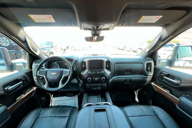 Photo of 2022 Iridescent Pearl Tricoat Chevrolet Silverado 3500