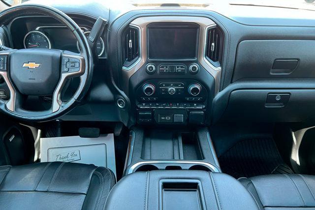 Photo of 2022 Iridescent Pearl Tricoat Chevrolet Silverado 3500