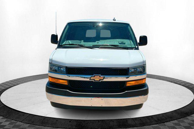 Photo of 2024 Summit White Chevrolet Express 3500